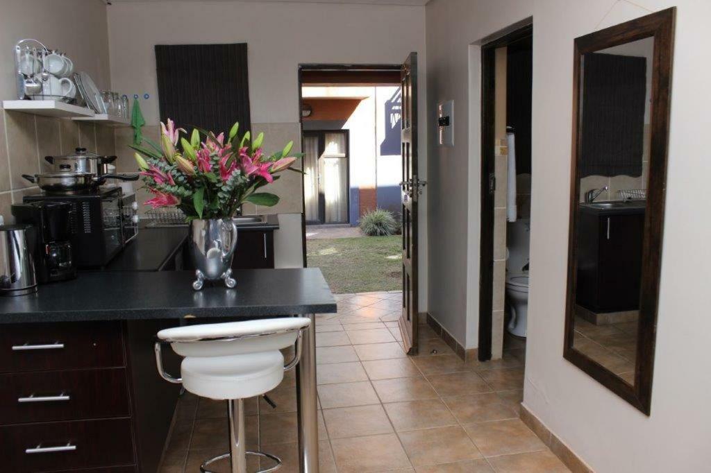 Reliwave Pty Ltd Apartment Bloemfontein Exterior photo